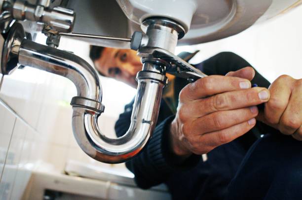 Best Clogged Drain Plumber  in Barberton, OH